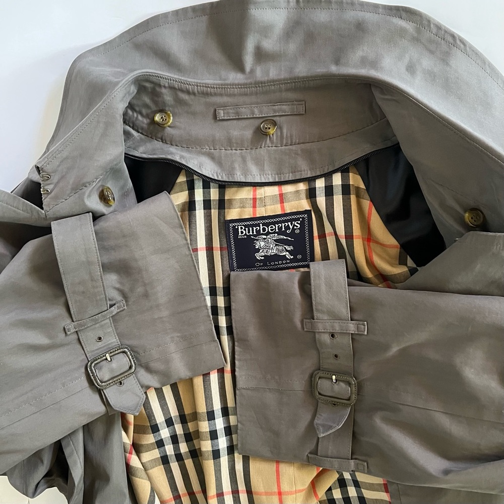 BURBERRY Double-Breasted Trench Coat with Removable Wool Lining EUC - Picture 15 of 16